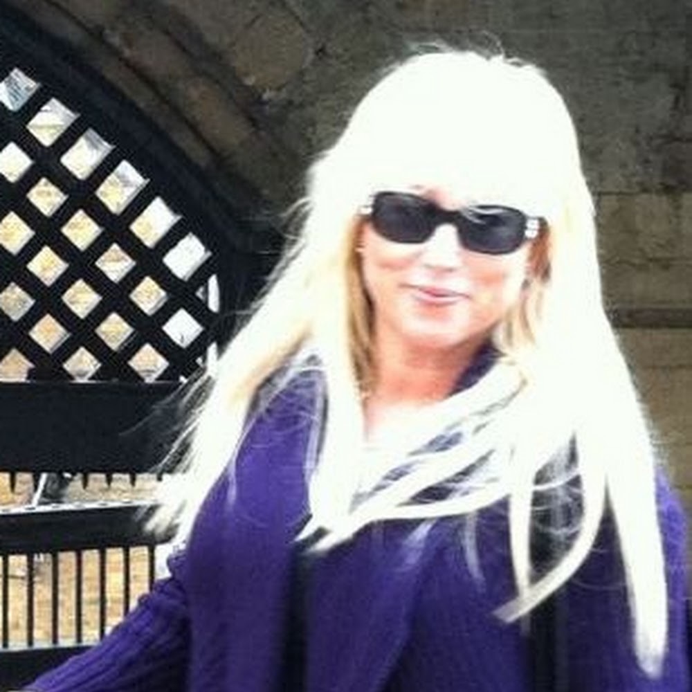 Meet your Posher, Connie